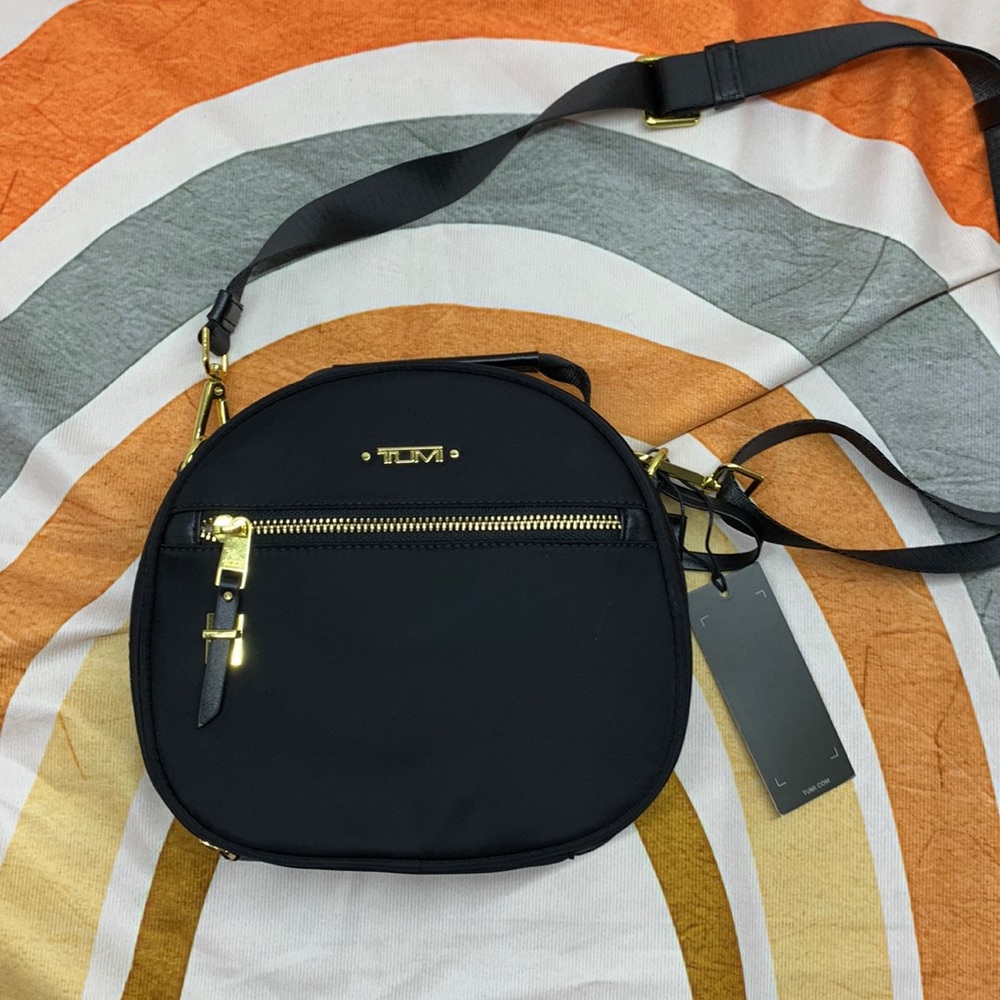 NWT Tumi Voyageur Round Crossbody Bag - Compact Women's